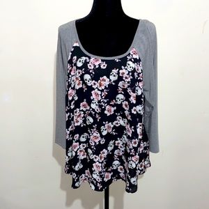 Torrid 3/4 sleeve floral & Skull Top